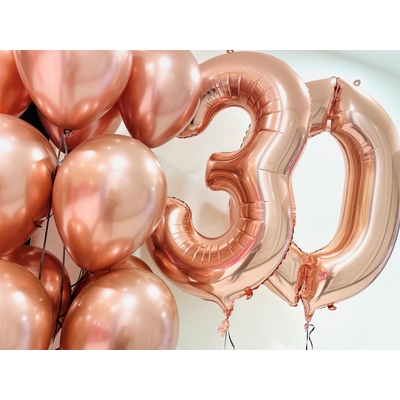 Rose Gold 30th with Chrome Rose Gold Balloon Bouquet
